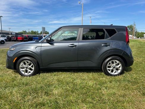 Used 2022 Kia Soul LX w/ Technology Package FWD image 7