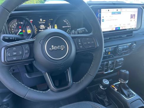 New 2025 Jeep Wrangler Unlimited Sport S 4xe w/ Convenience Group AWD/4WD image 9