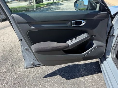 Used 2025 Honda Civic Sport image 15