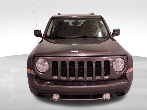 Used 2016 Jeep Patriot High Altitude image 9