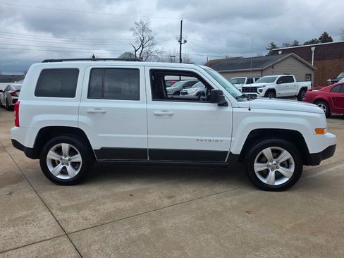Used 2014 Jeep Patriot Latitude image 19