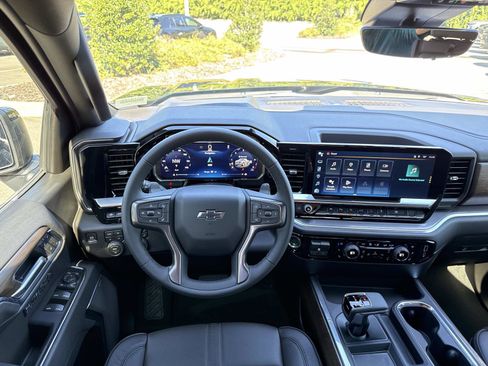 New 2026 Chevrolet Silverado 1500 High Country w/ Midnight Edition image 13