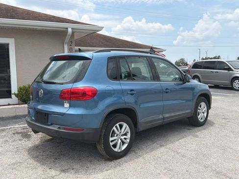 Used 2017 Volkswagen Tiguan S FWD image 5