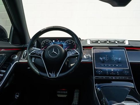 Used 2024 Mercedes-Benz S 580 4MATIC Sedan image 22