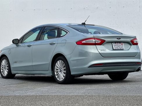 Used 2013 Ford Fusion Energi SE image 6