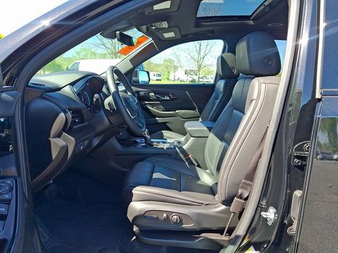 Used 2023 Chevrolet Traverse RS AWD/4WD image 12