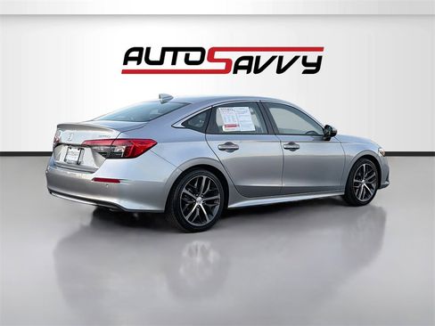 Used 2024 Honda Civic Touring image 7