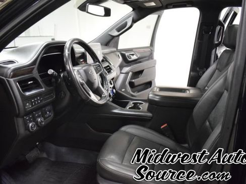 Used 2022 Chevrolet Tahoe Z71 w/ Z71 Off-Road Package image 14