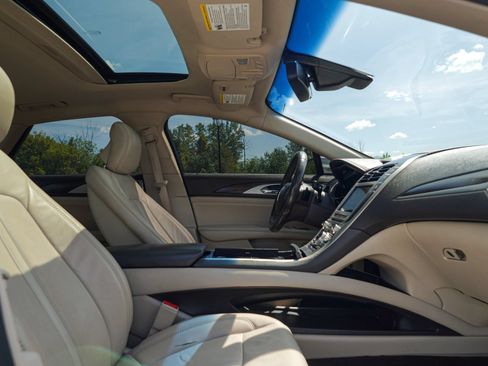 Used 2017 Lincoln MKZ Reserve w/ Climate Package AWD/4WD image 14