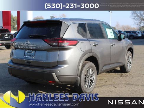 New 2026 Nissan Rogue S image 7