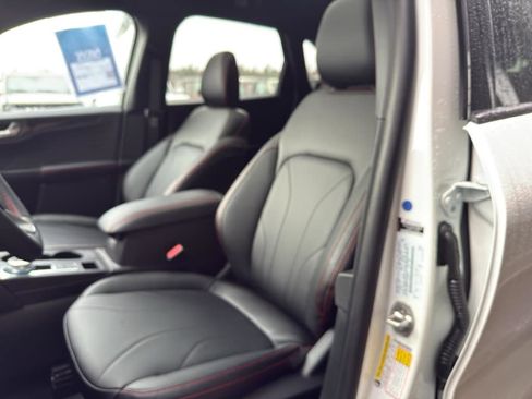 New 2025 Ford Escape ST-Line Elite w/ Premium Technology Package image 15