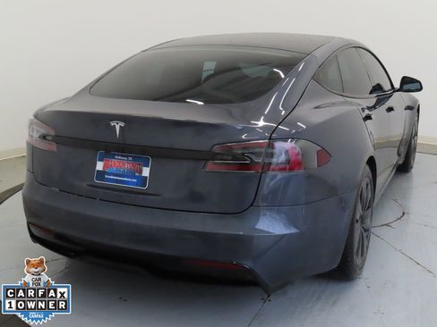 Used 2022 Tesla Model S image 3