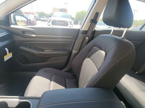 New 2025 Nissan Altima 2.5 SV w/ SV Special Edition Package image 33