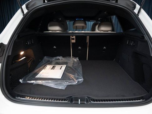 New 2027 Mercedes-Benz GLC 300 image 31