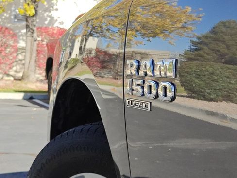 Used 2019 RAM 1500 Express AWD/4WD image 34