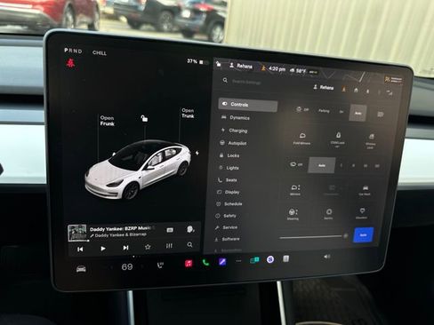 Used 2020 Tesla Model 3 Standard Range Plus image 21