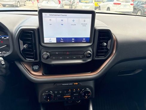 Used 2023 Ford Bronco Sport Outer Banks w/ Tech Package AWD/4WD image 14