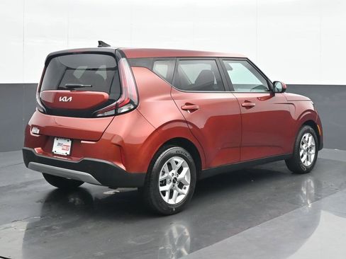 Used 2023 Kia Soul LX w/ Option Group 015 image 6