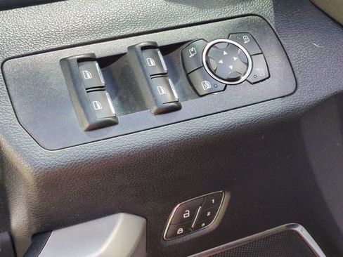 Used 2015 Ford F150 Lariat w/ Equipment Group 502A Luxury RWD image 10