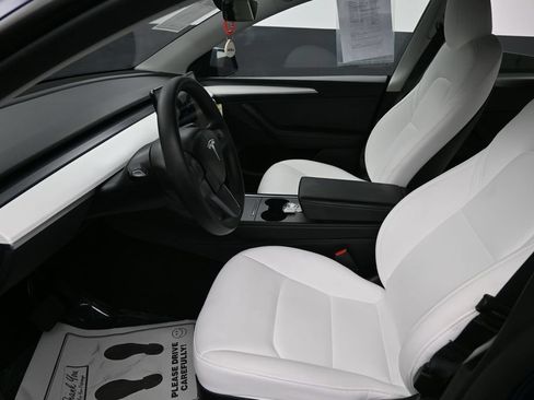 Used 2023 Tesla Model Y Long Range AWD/4WD image 25