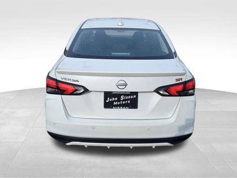 New 2025 Nissan Versa SR w/ Trunk Package image 4