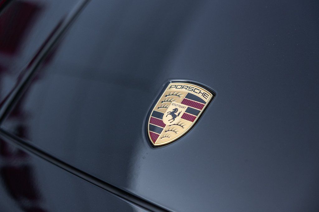 Certified 2025 Porsche Cayenne E-Hybrid AWD/4WD image 26