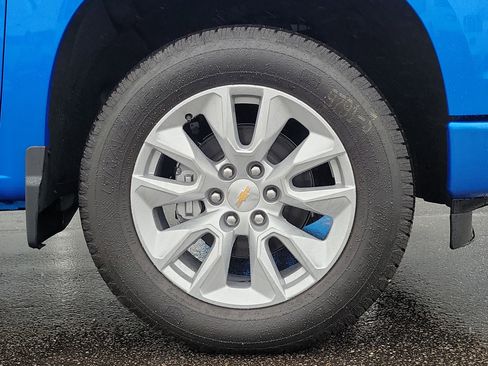 Used 2026 Chevrolet Silverado 1500 Custom image 5