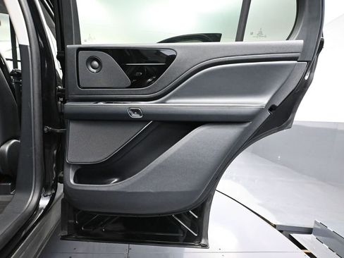 Used 2025 Lincoln Aviator Reserve w/ Jet Appearance Package image 49