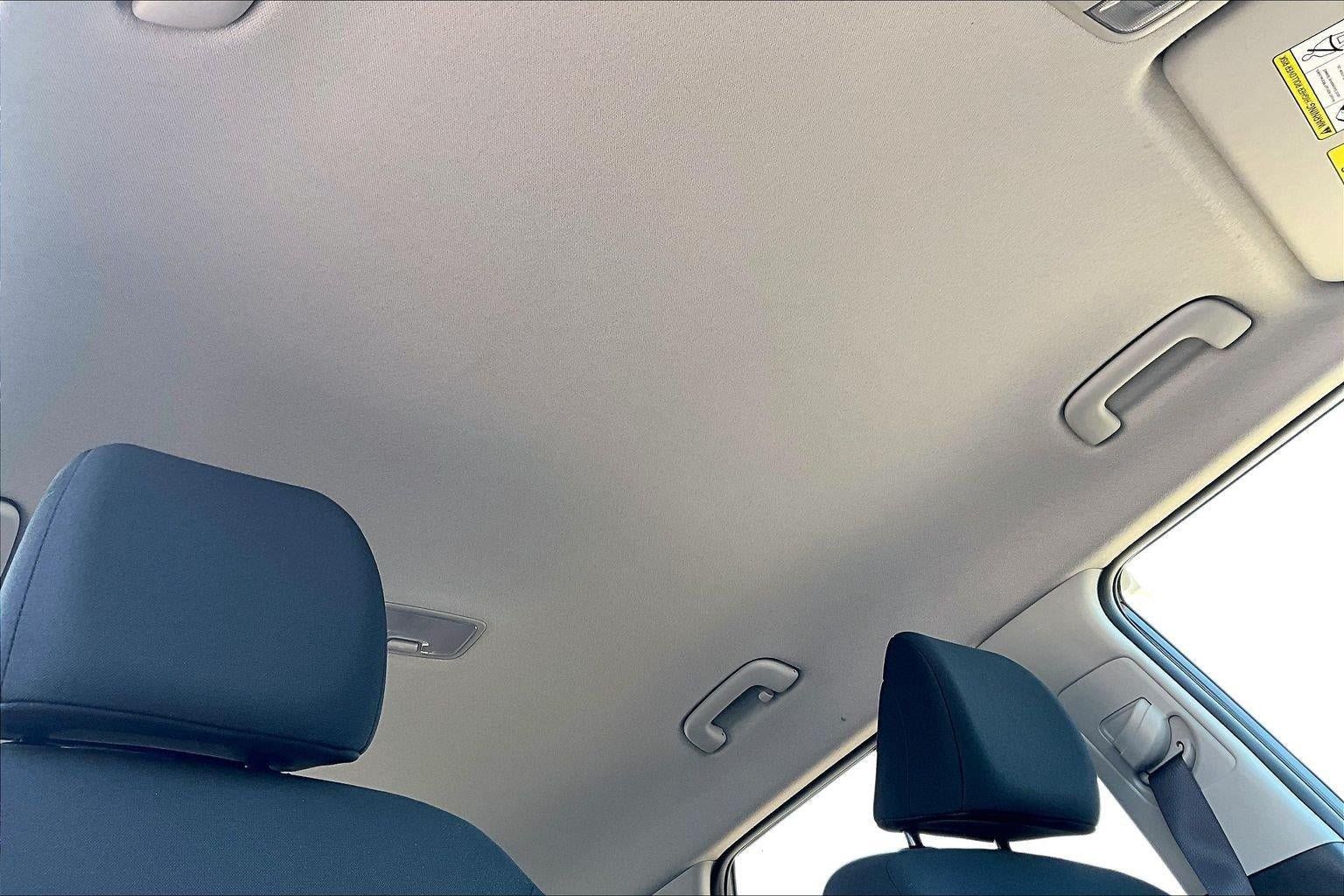 Used 2025 Kia Soul LX w/ LX Technology Package FWD image 25