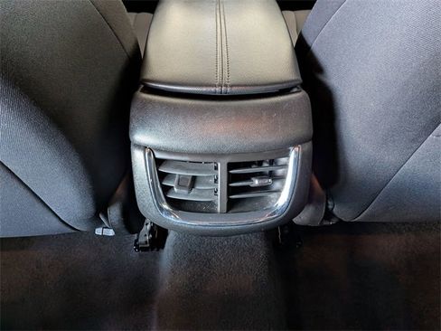 Used 2020 Chevrolet Malibu LT image 26