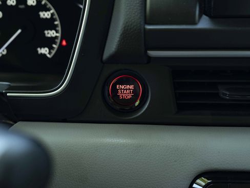 Used 2024 Honda Pilot EX-L image 26