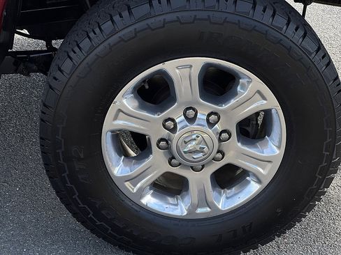 Used 2024 RAM 2500 Big Horn image 5