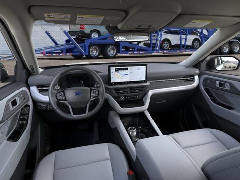 New 2026 Ford Explorer Platinum AWD/4WD image 9
