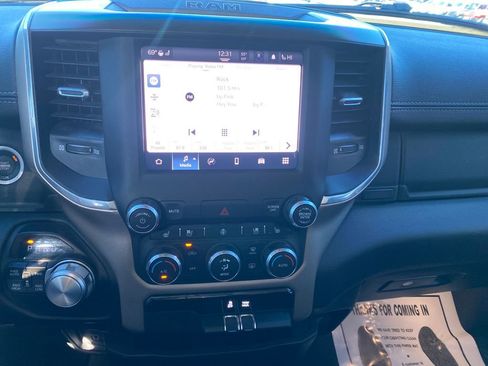 Used 2022 RAM 1500 Laramie AWD/4WD image 19
