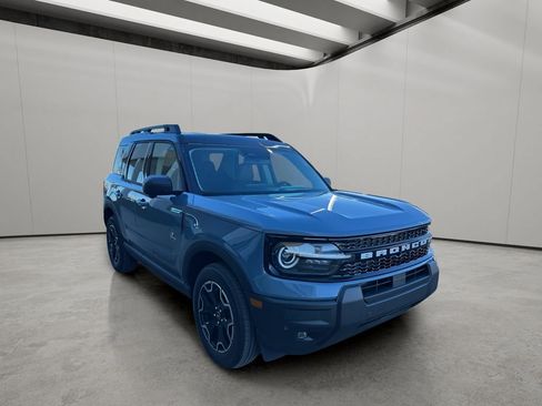New 2025 Ford Bronco Sport Outer Banks w/ Outer Banks Tech Package+ AWD/4WD image 7