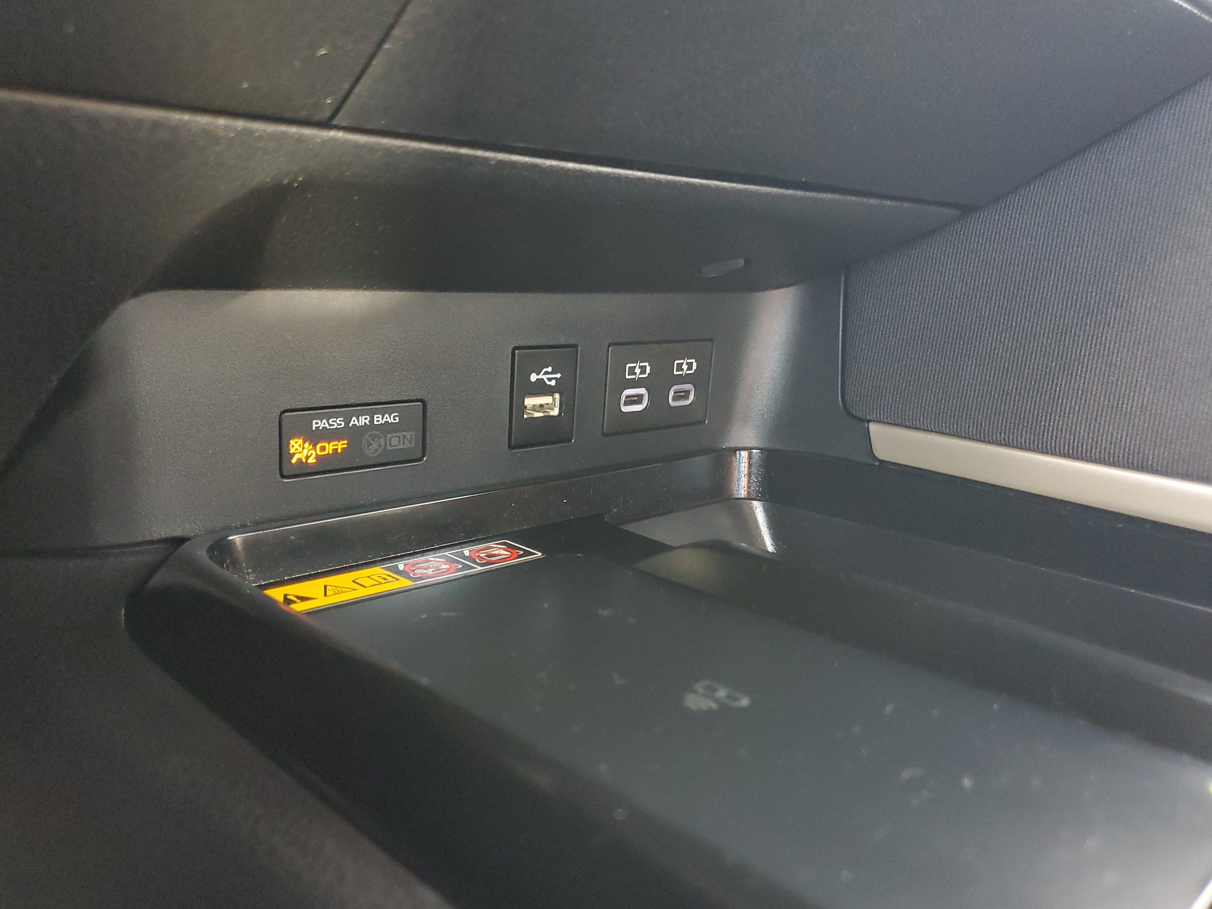 Certified 2025 Toyota Camry LE FWD image 33