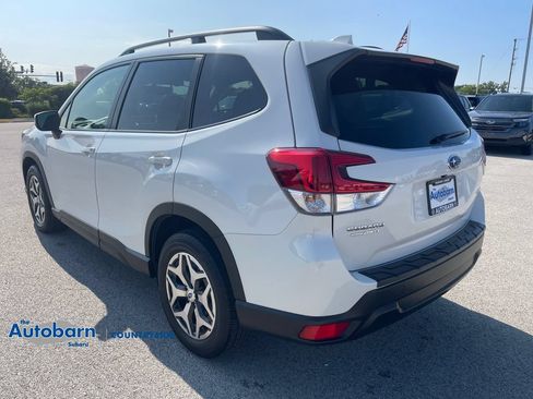 Used 2021 Subaru Forester Premium w/ Popular Package #1 AWD/4WD image 3
