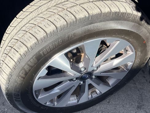 Used 2018 Subaru Outback 3.6R Touring w/ Popular Package #3 image 26