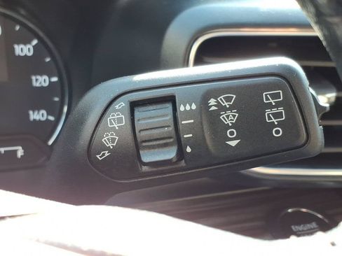 Used 2023 Ford Explorer Limited w/ Equipment Group 301A AWD/4WD image 27