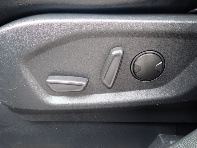 Used 2024 Ford Edge SEL AWD/4WD image 13