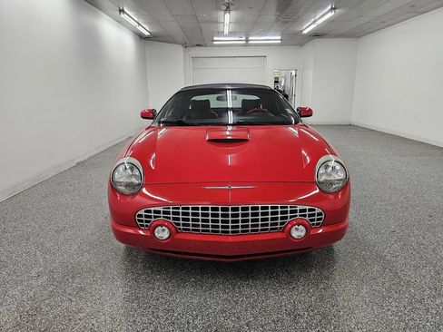 Used 2002 Ford Thunderbird RWD image 2