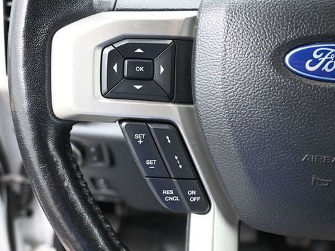 Certified 2022 Ford F450 Lariat w/ Lariat Ultimate Package AWD/4WD image 33