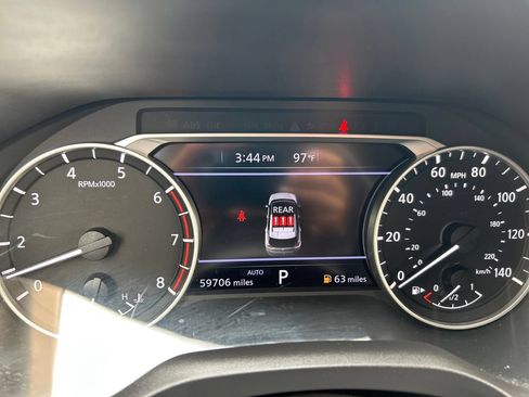 Used 2023 Nissan Rogue SV AWD/4WD image 23