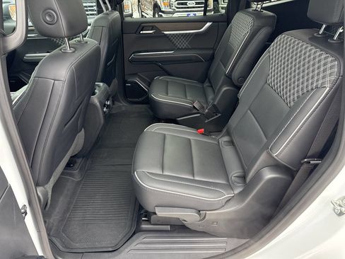 Used 2024 GMC Acadia Denali w/ LPO, Floor Liner Package image 27