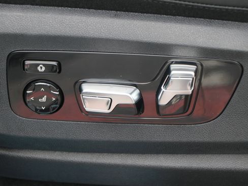 New 2026 BMW X5 M60i image 28