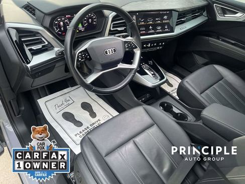 Used 2019 Audi e-tron Prestige w/ Prestige Package AWD/4WD image 16