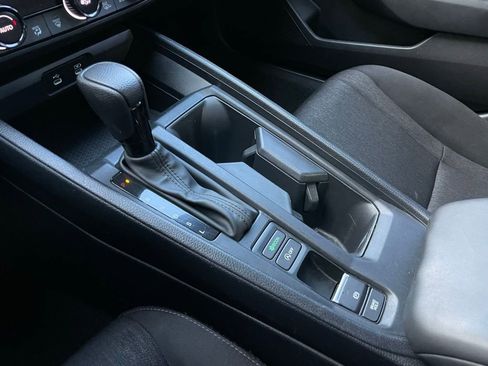 Certified 2025 Honda Accord SE image 19