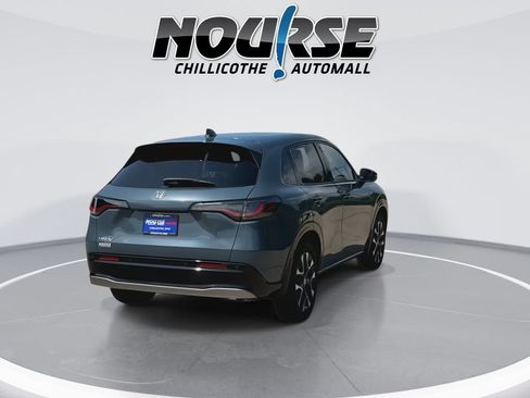 Used 2024 Honda HR-V EX-L image 8