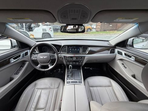 Used 2017 Genesis G80 3.8 image 22