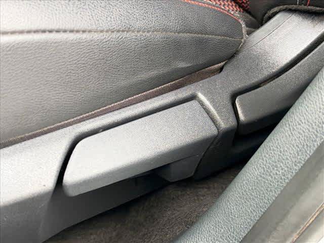 Used 2025 Nissan Kicks SR FWD image 17